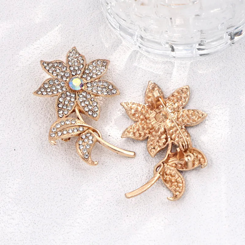 Broche - Fleur dorée