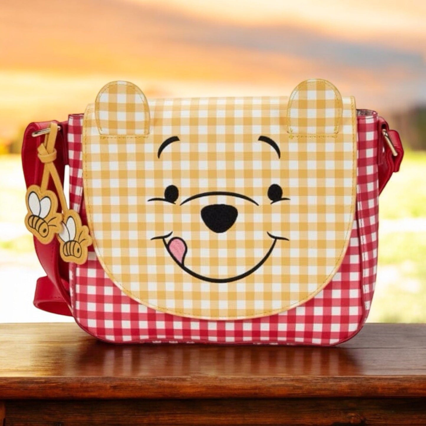 PRE COMMANDE Loungefly - Sac bandoulière Winnie Bagages et maroquinerie ID9 